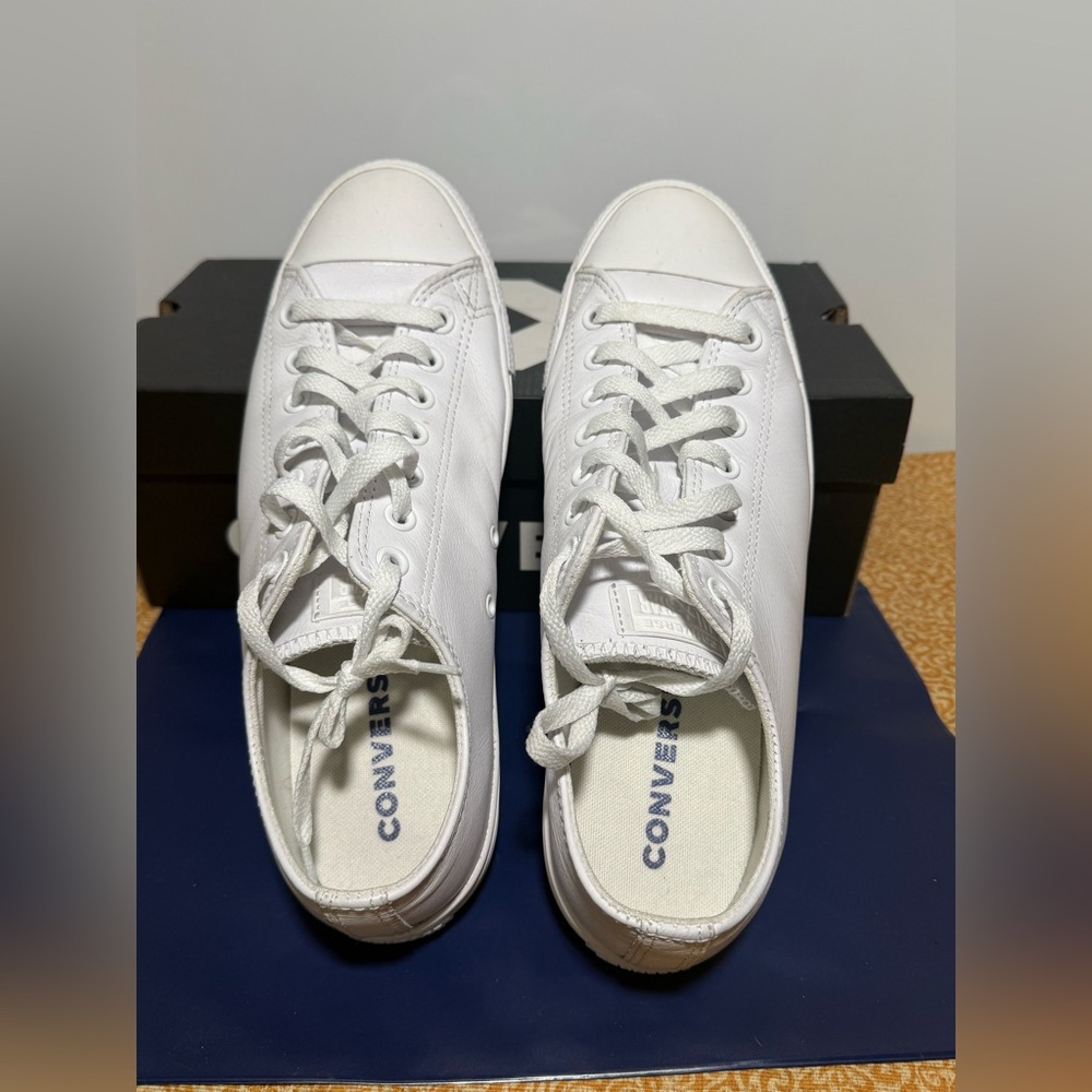 Converse White Canvas Sneakers Low-Top Classic - Picture 2 of 8